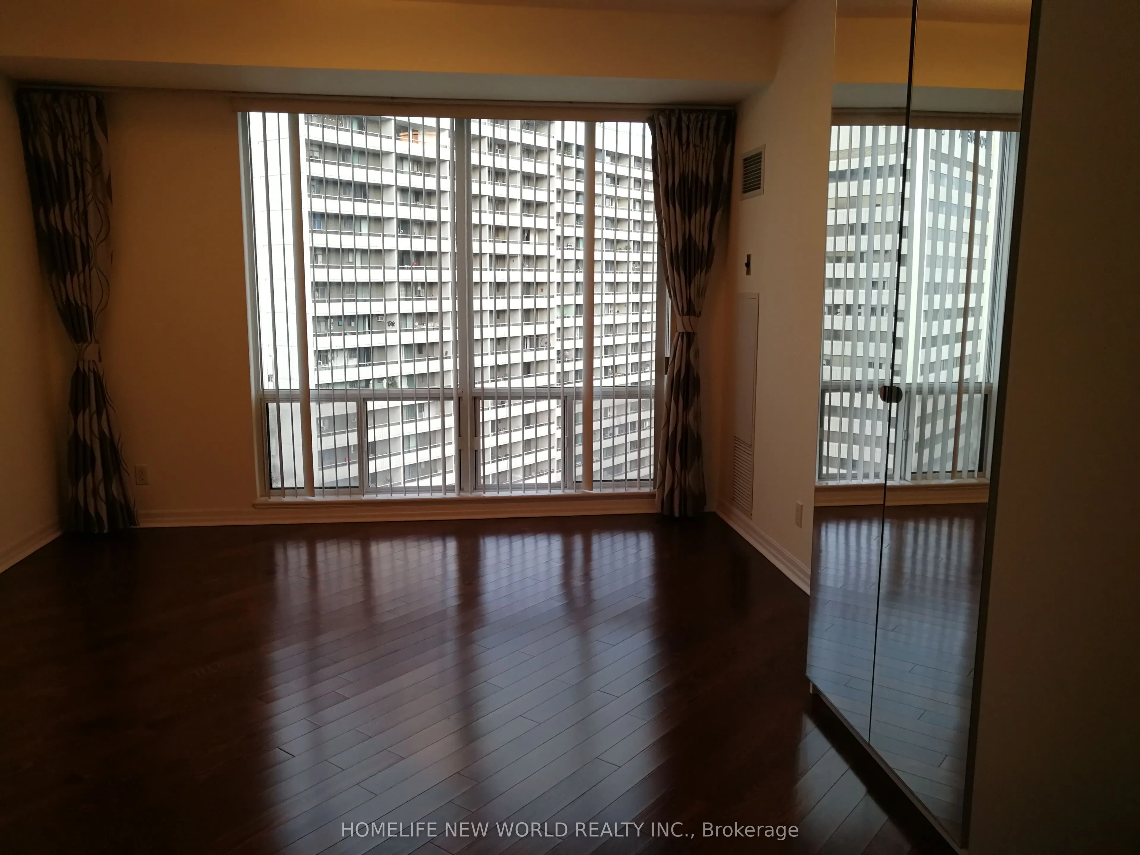 300 Bloor Street E, #2506