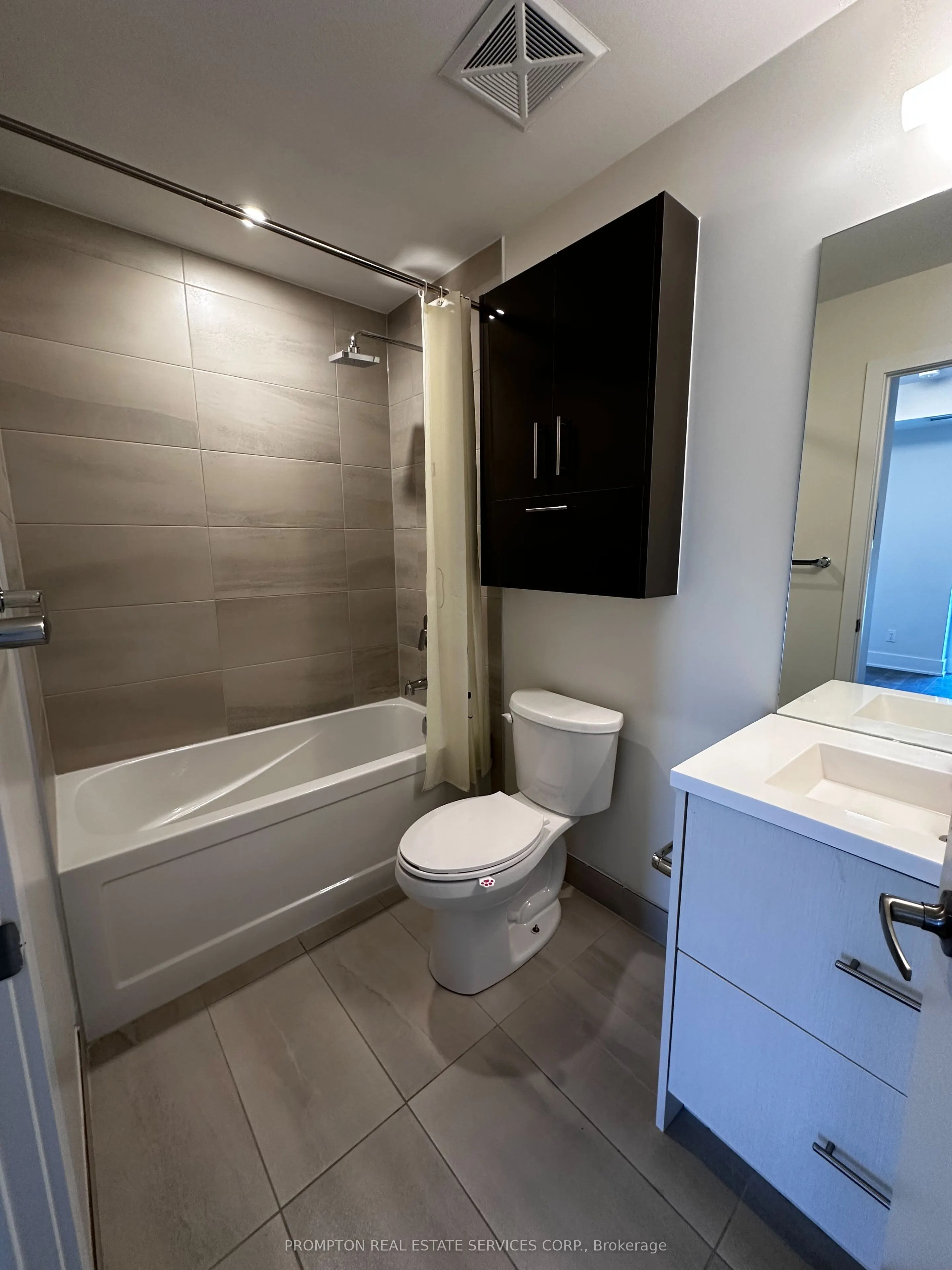 188 Fairview Mall Drive, #2808