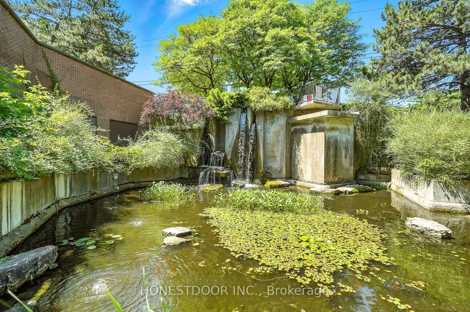 40 Sylvan Valleyway, #312