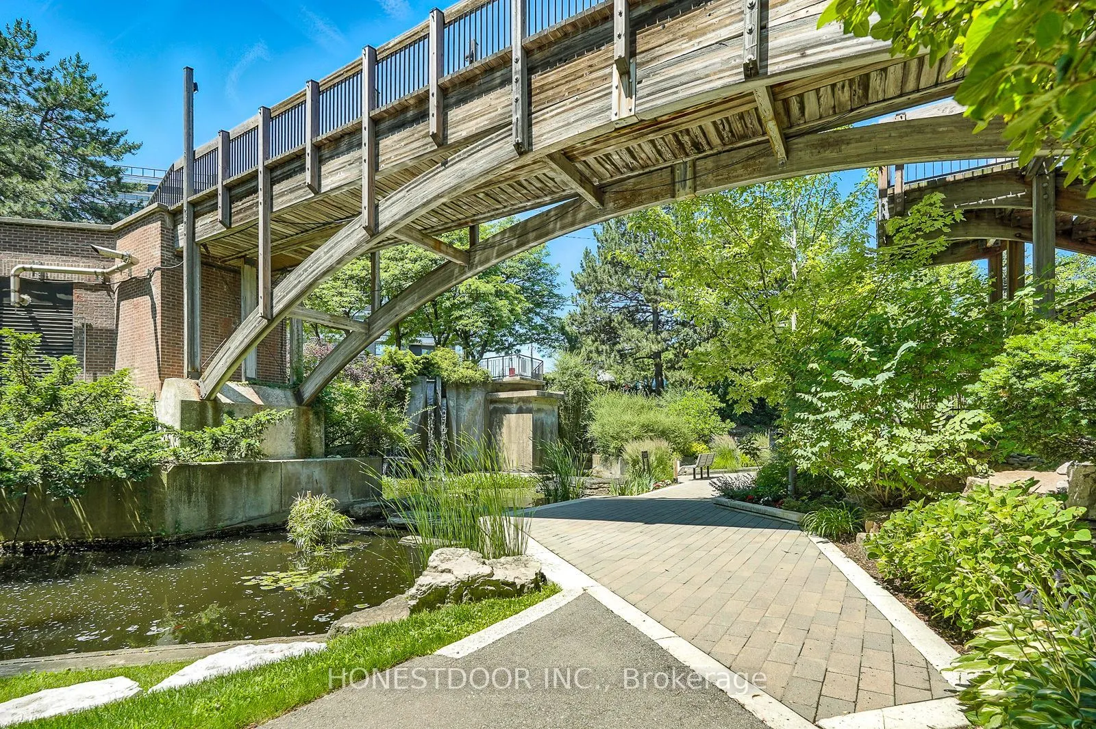 40 Sylvan Valleyway, #312