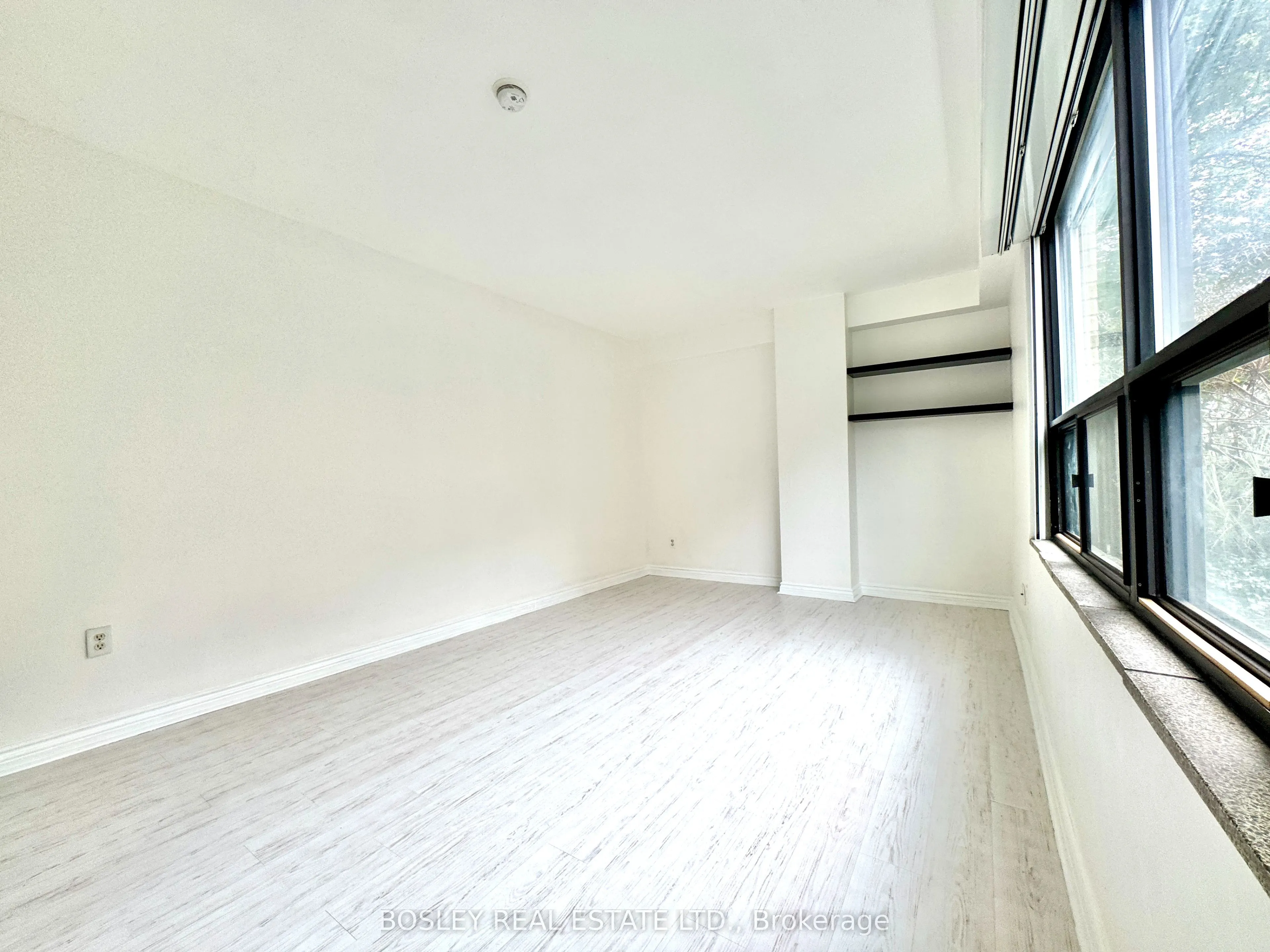 740 Eglinton Avenue W, #108