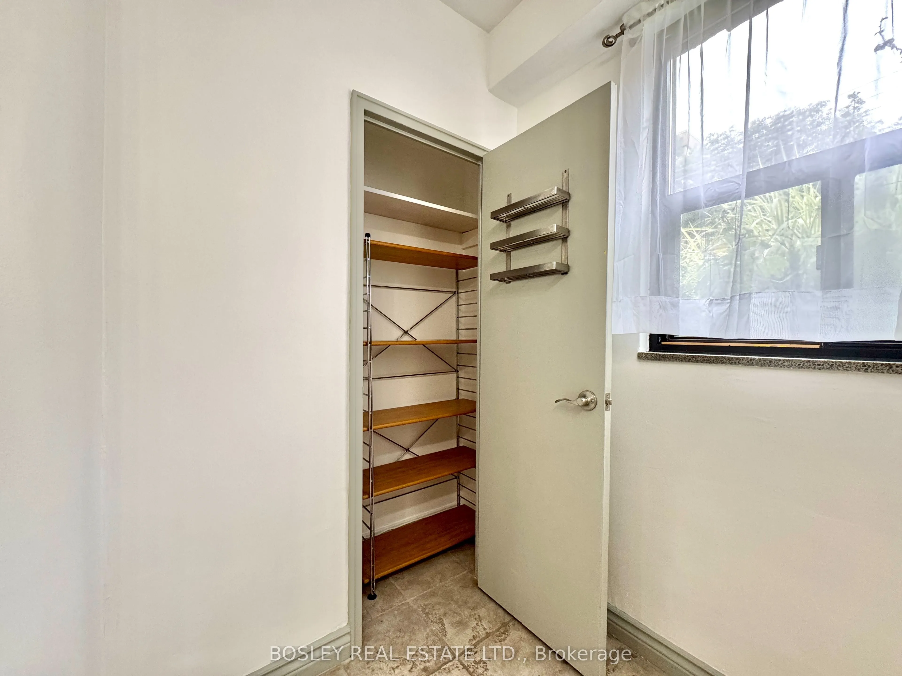 740 Eglinton Avenue W, #108