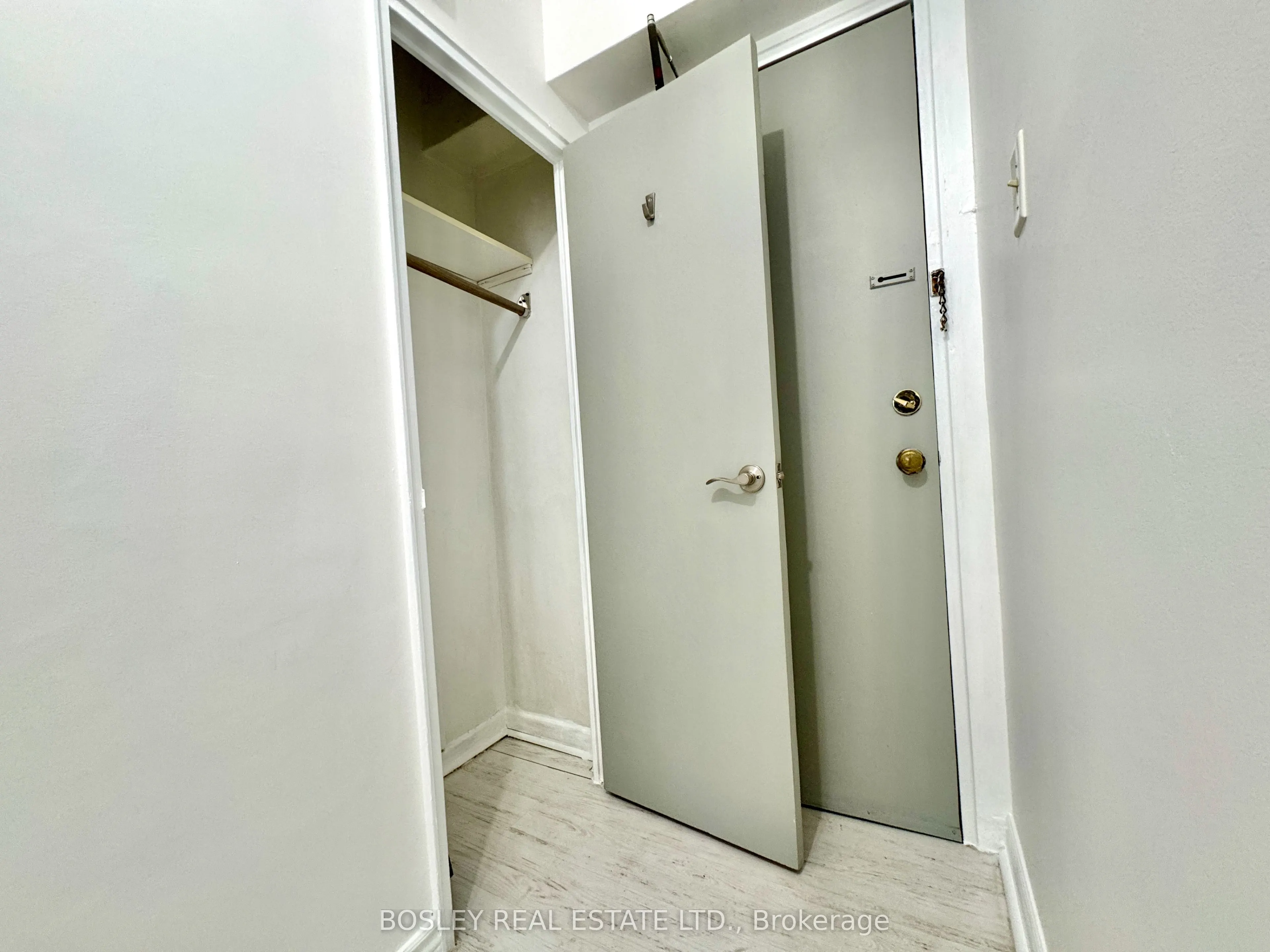 740 Eglinton Avenue W, #108
