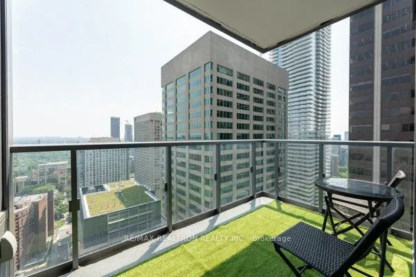 8 Cumberland Street, #3306