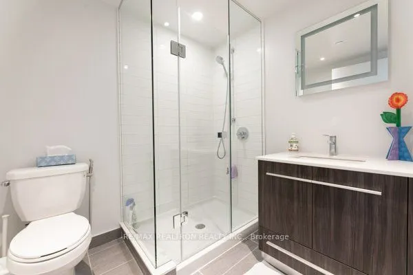 8 Cumberland Street, #3306