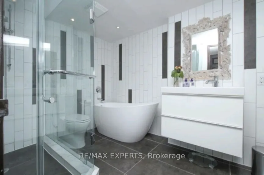 215 Wynford Drive, #PH2803