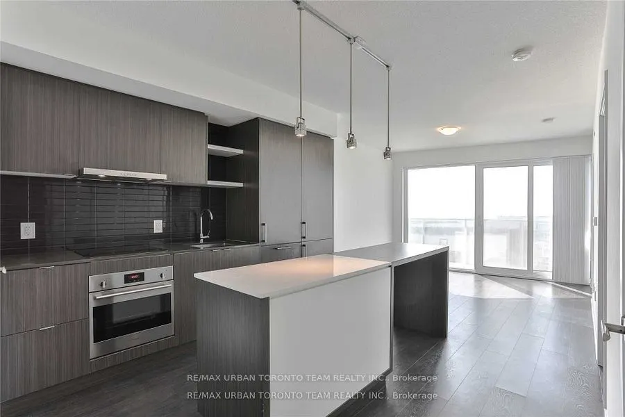 100 Harbour Street, #1409