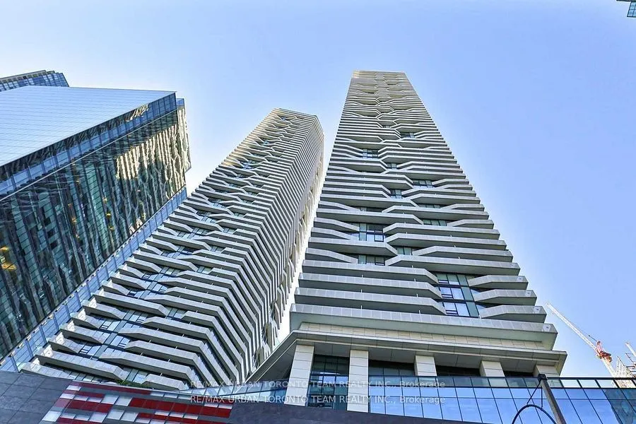 100 Harbour Street, #1409