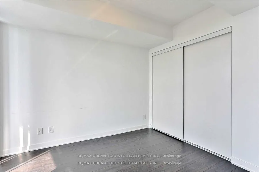 100 Harbour Street, #1409