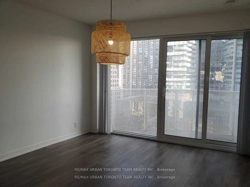 100 Harbour Street, #1409