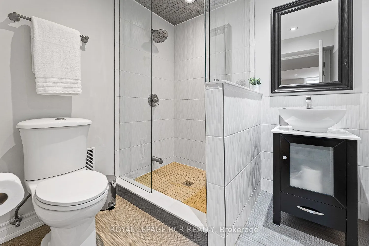 7 Annapearl Court