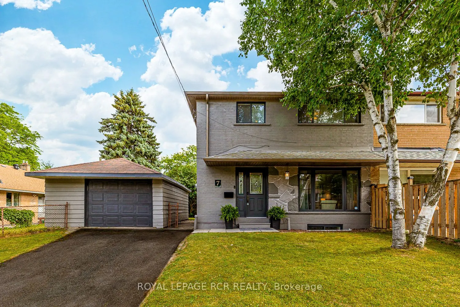 7 Annapearl Court