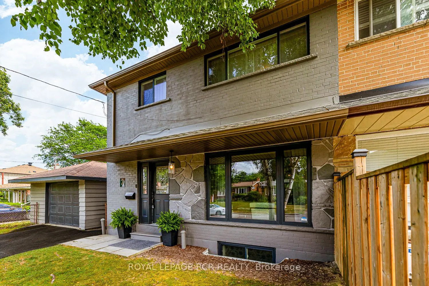 7 Annapearl Court