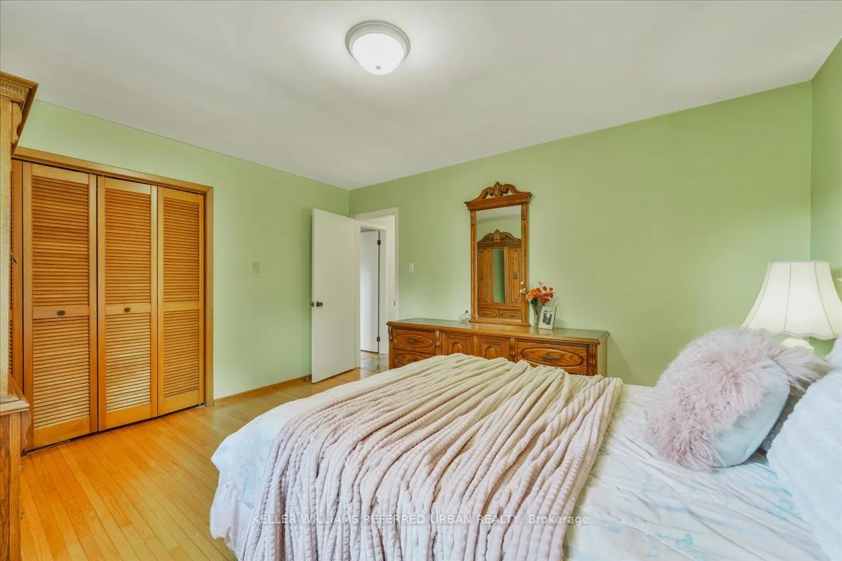 25 Farrell Avenue