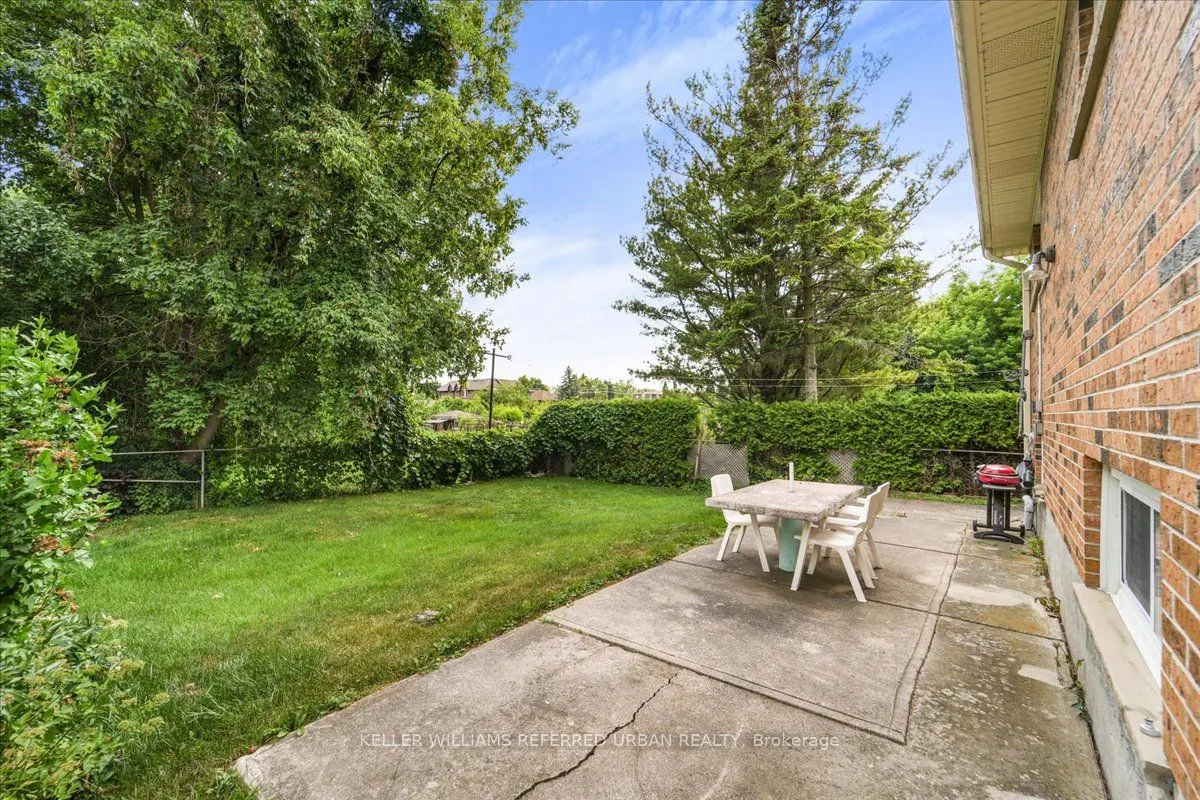 25 Farrell Avenue