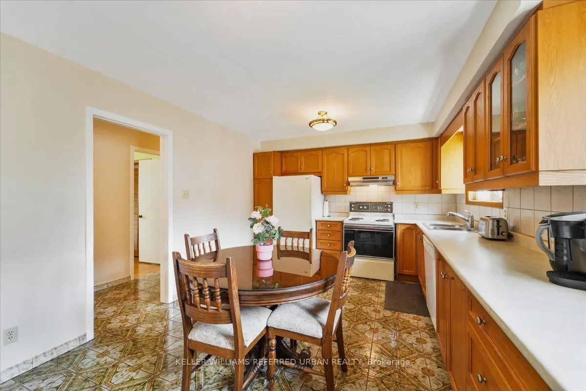 25 Farrell Avenue