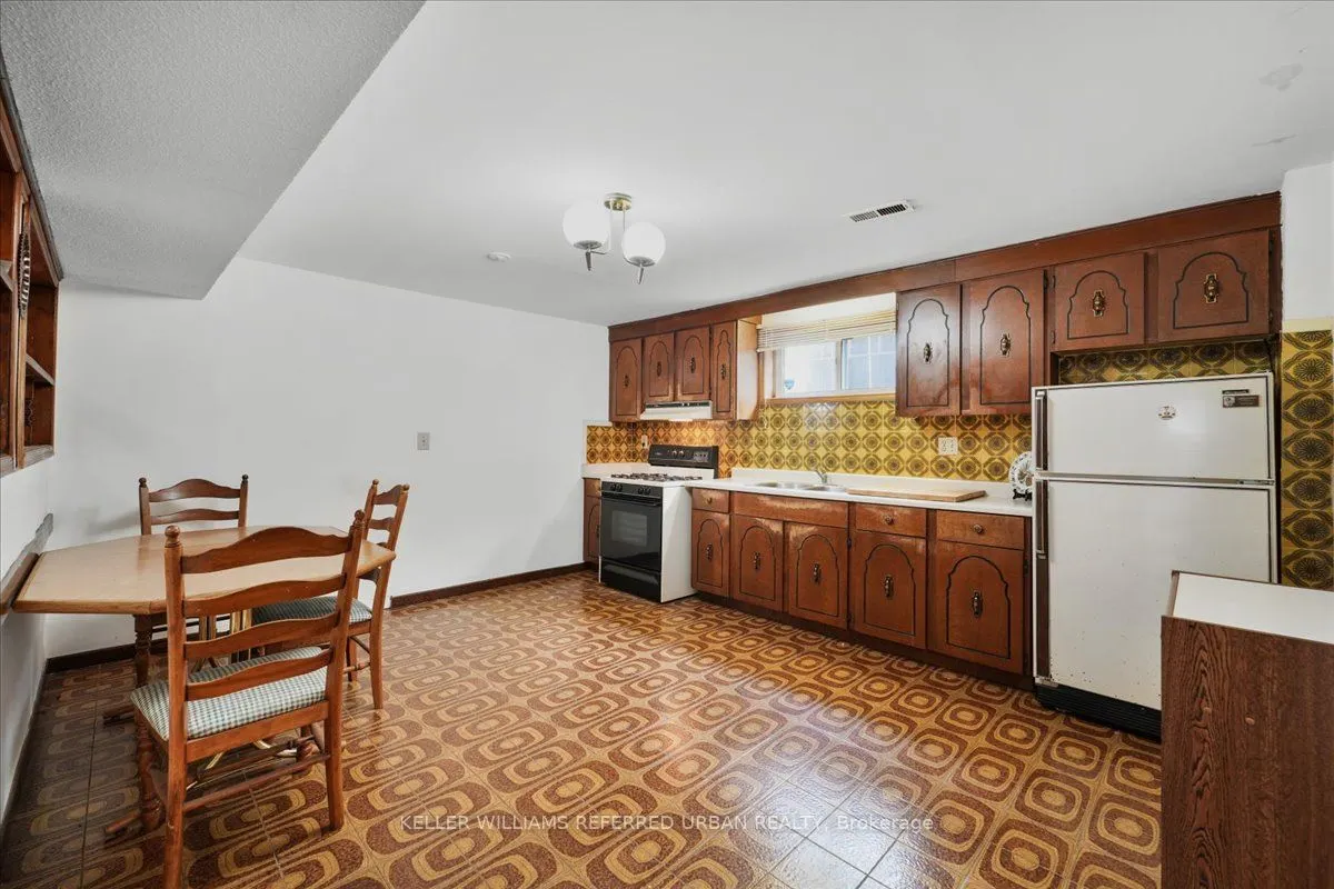 25 Farrell Avenue