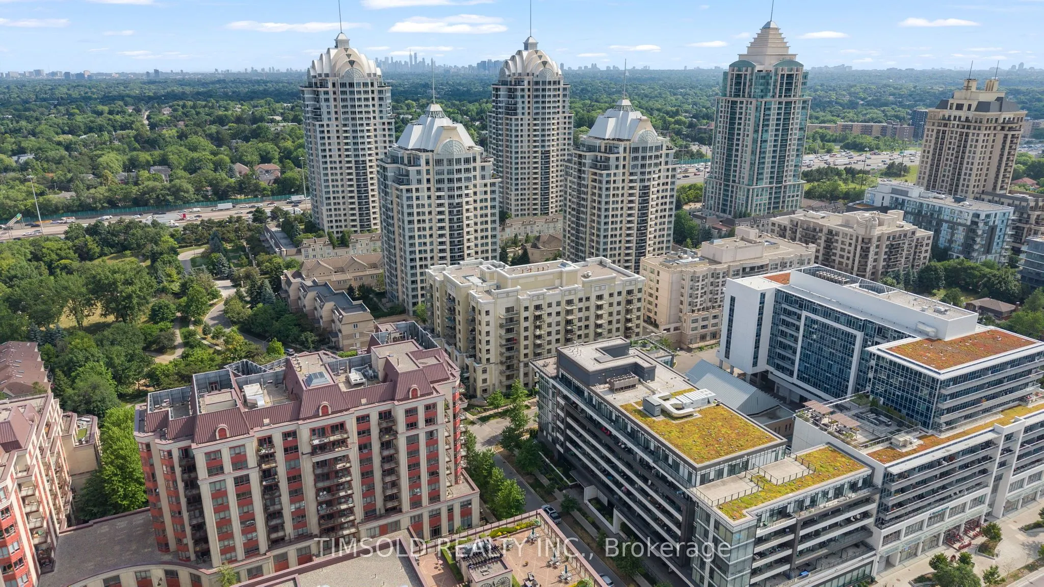 12 Rean Drive, #811