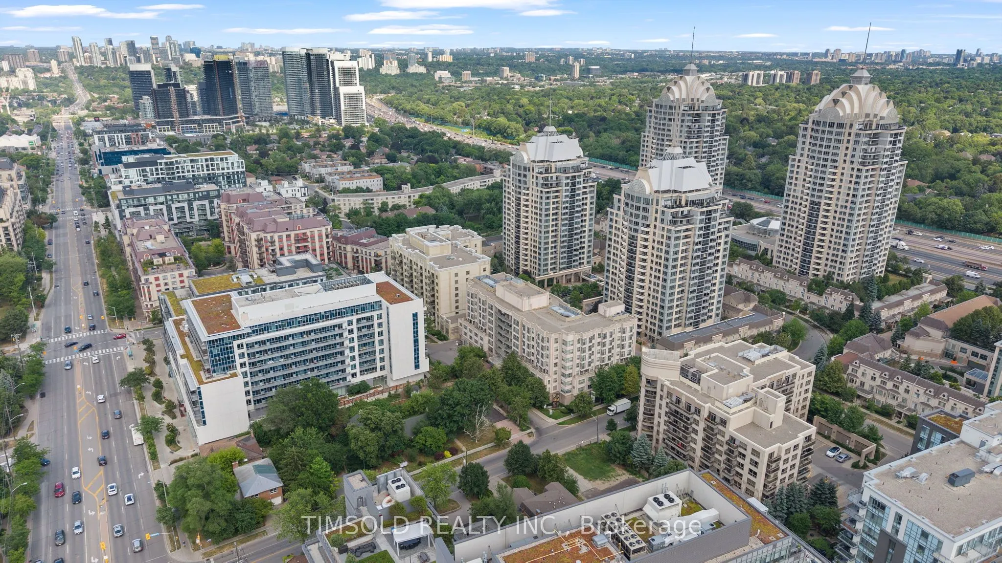 12 Rean Drive, #811