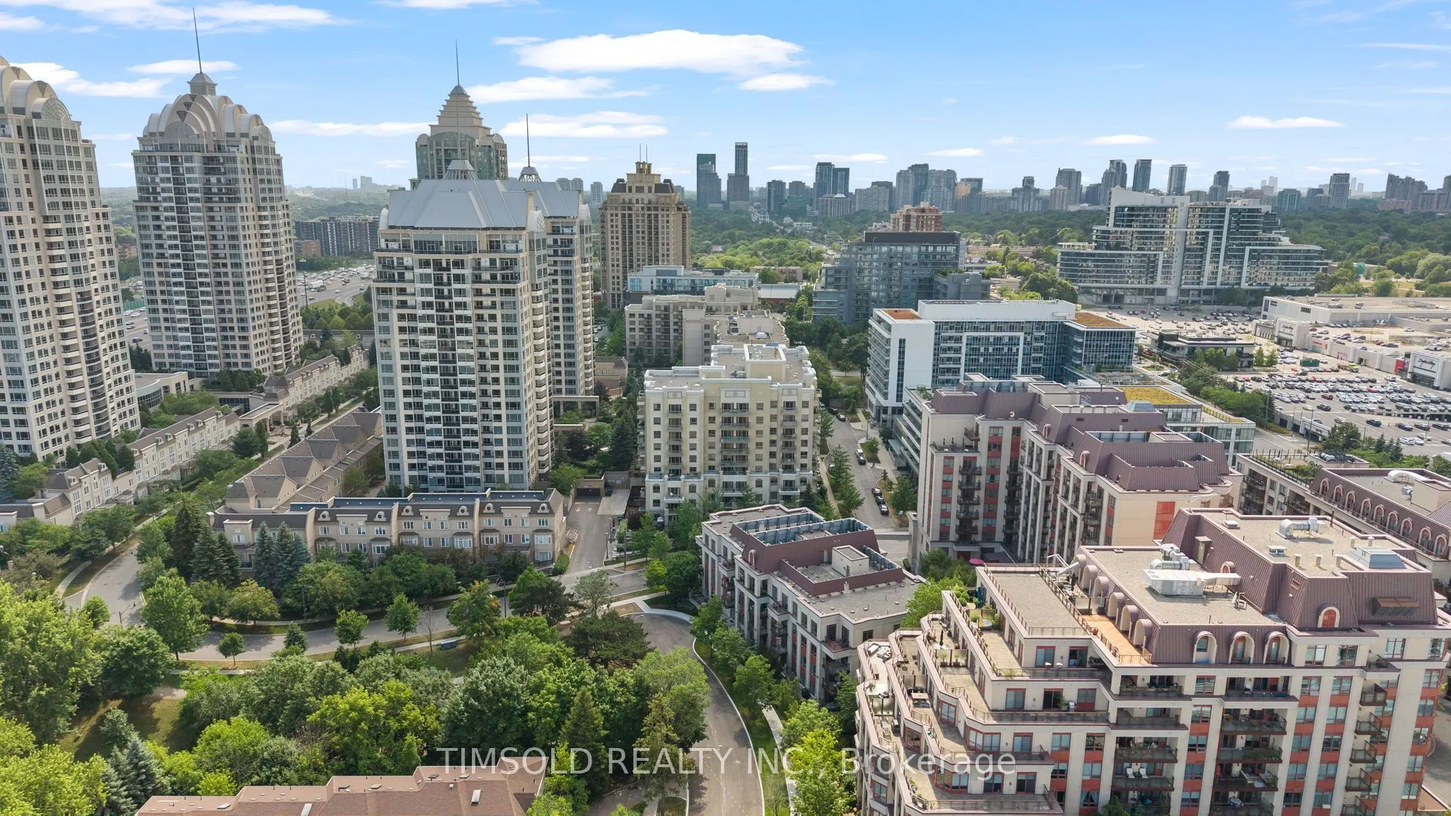 12 Rean Drive, #811