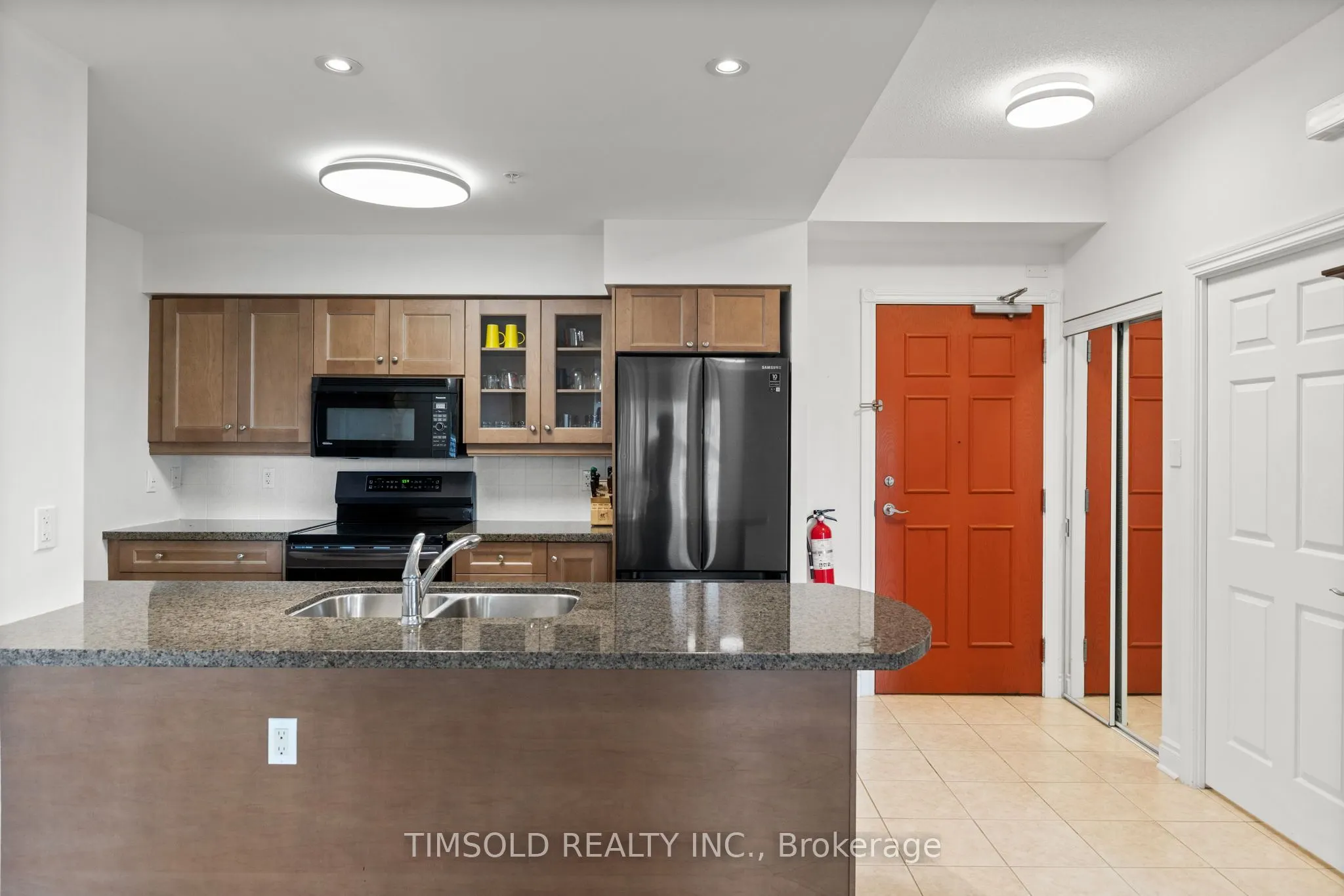 12 Rean Drive, #811