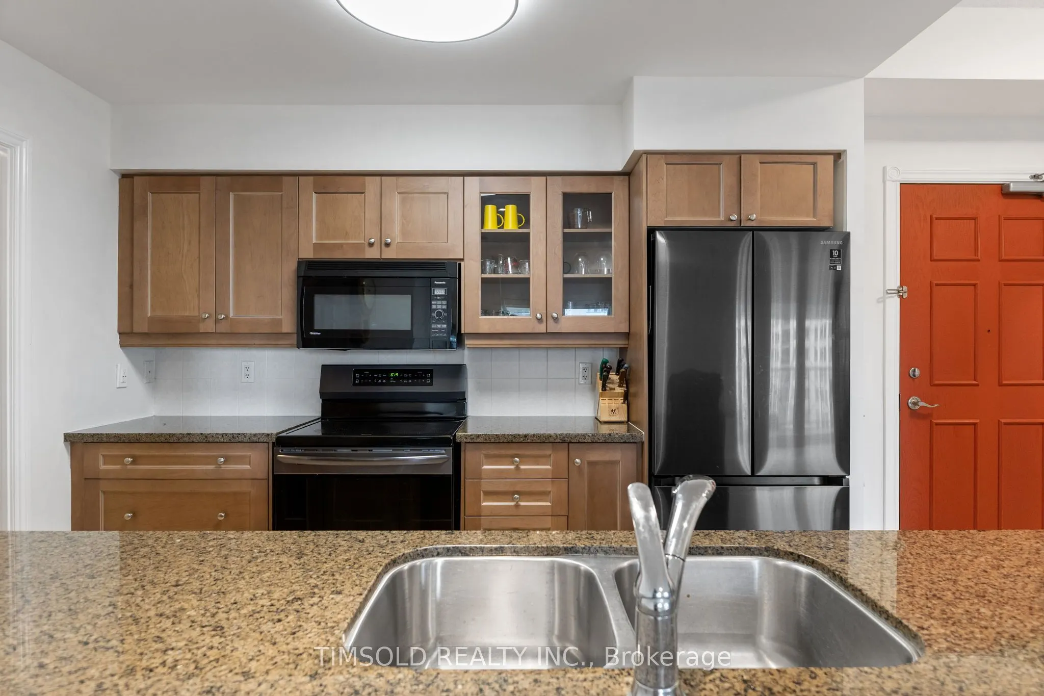 12 Rean Drive, #811