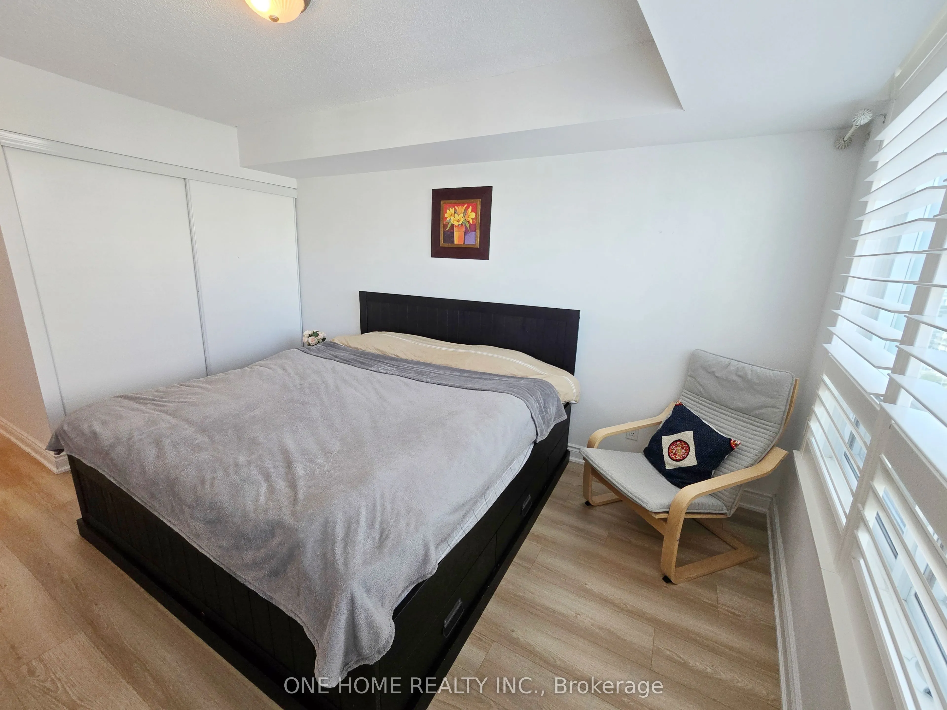 15 Greenview Avenue, #1804