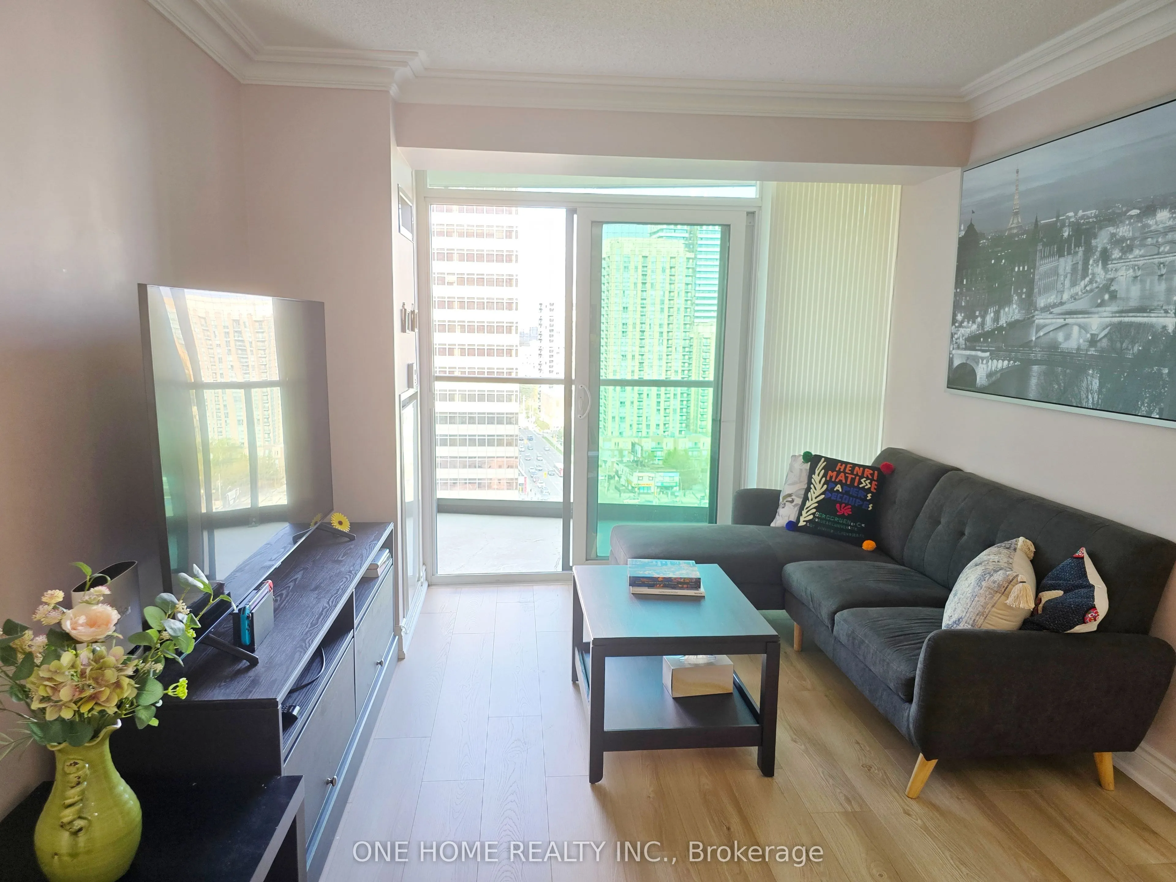 15 Greenview Avenue, #1804