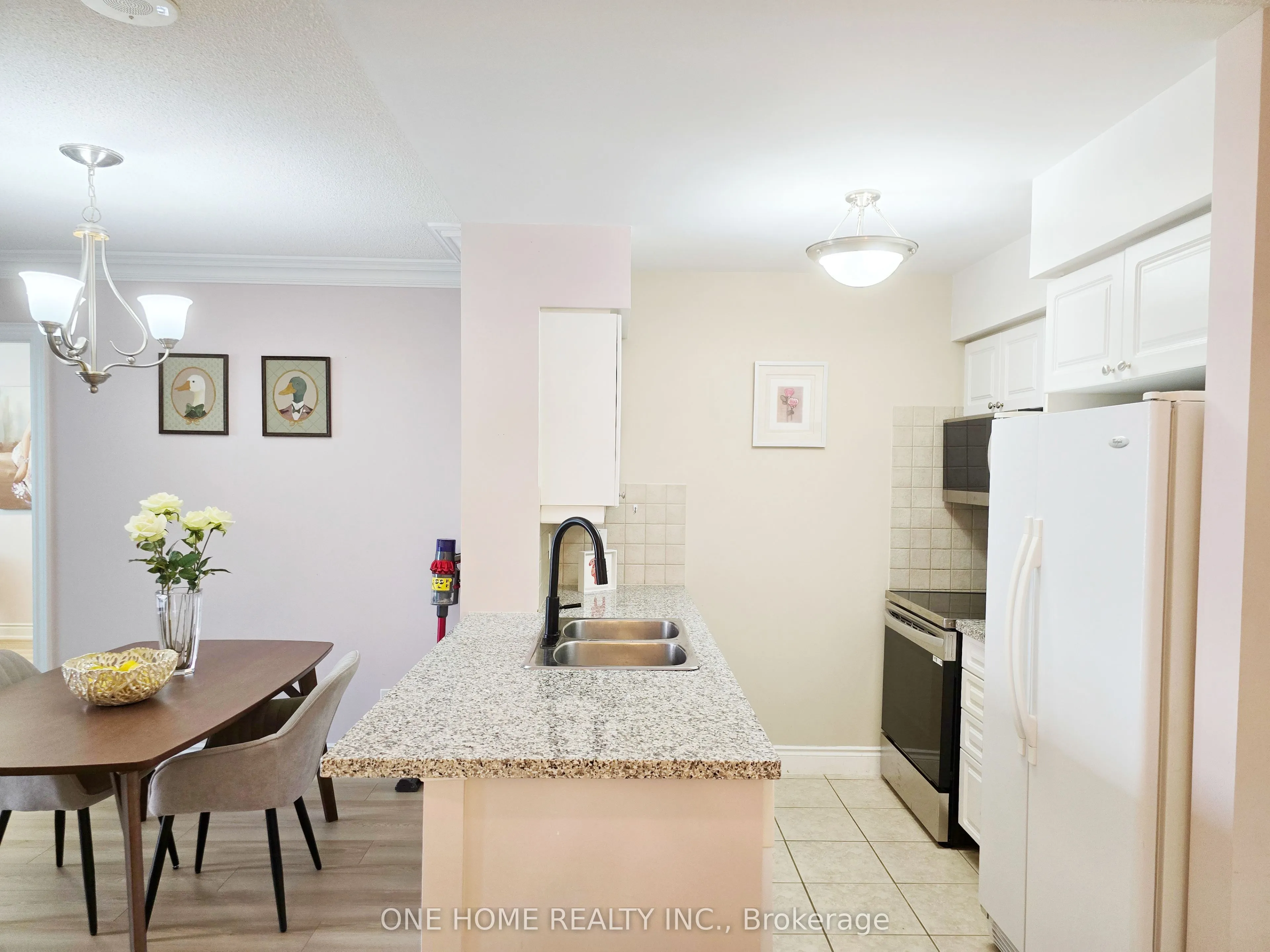 15 Greenview Avenue, #1804
