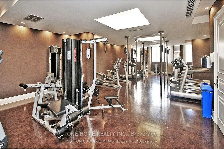 15 Greenview Avenue, #1804