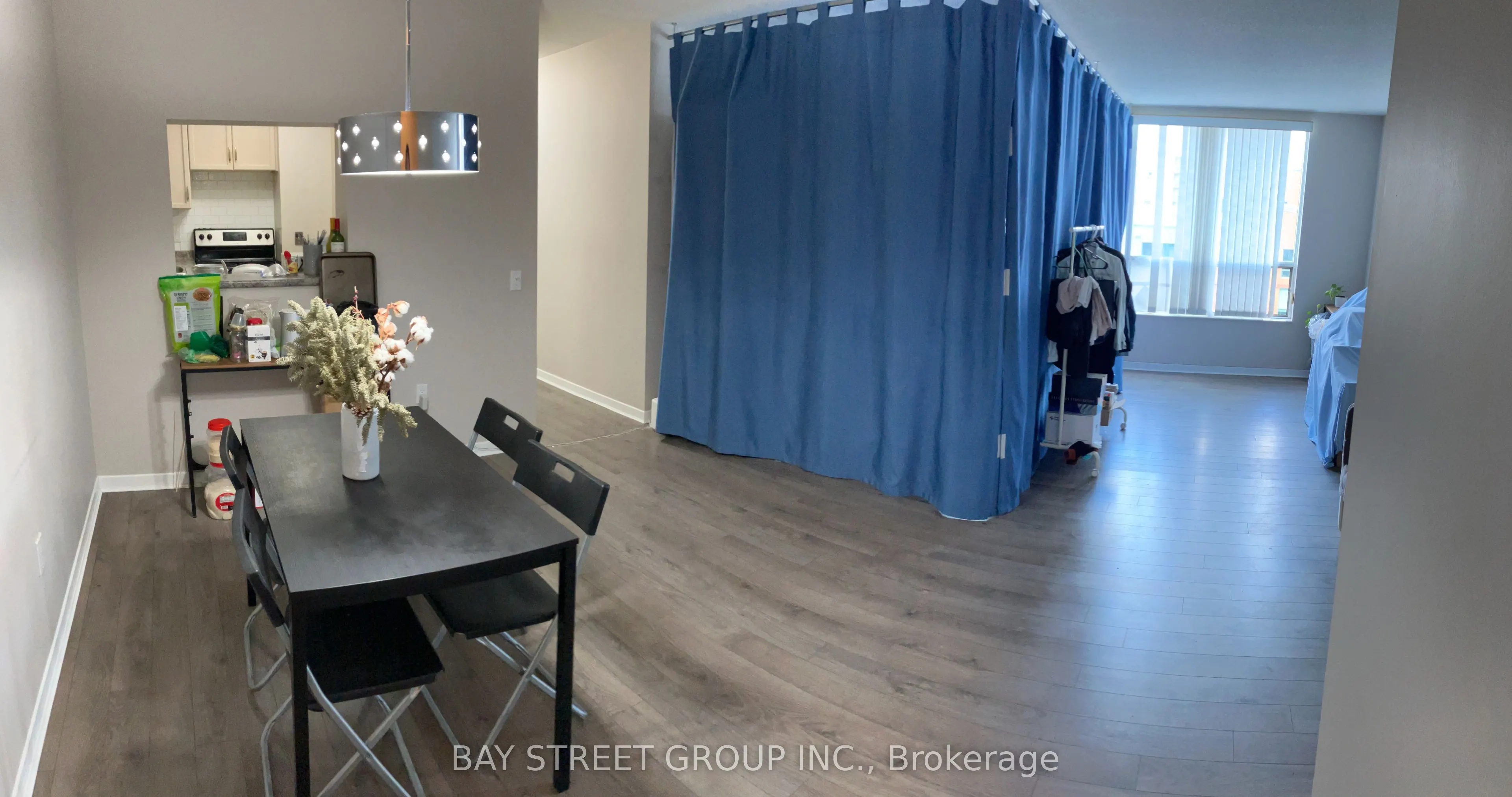 284 Bloor Street W #902
