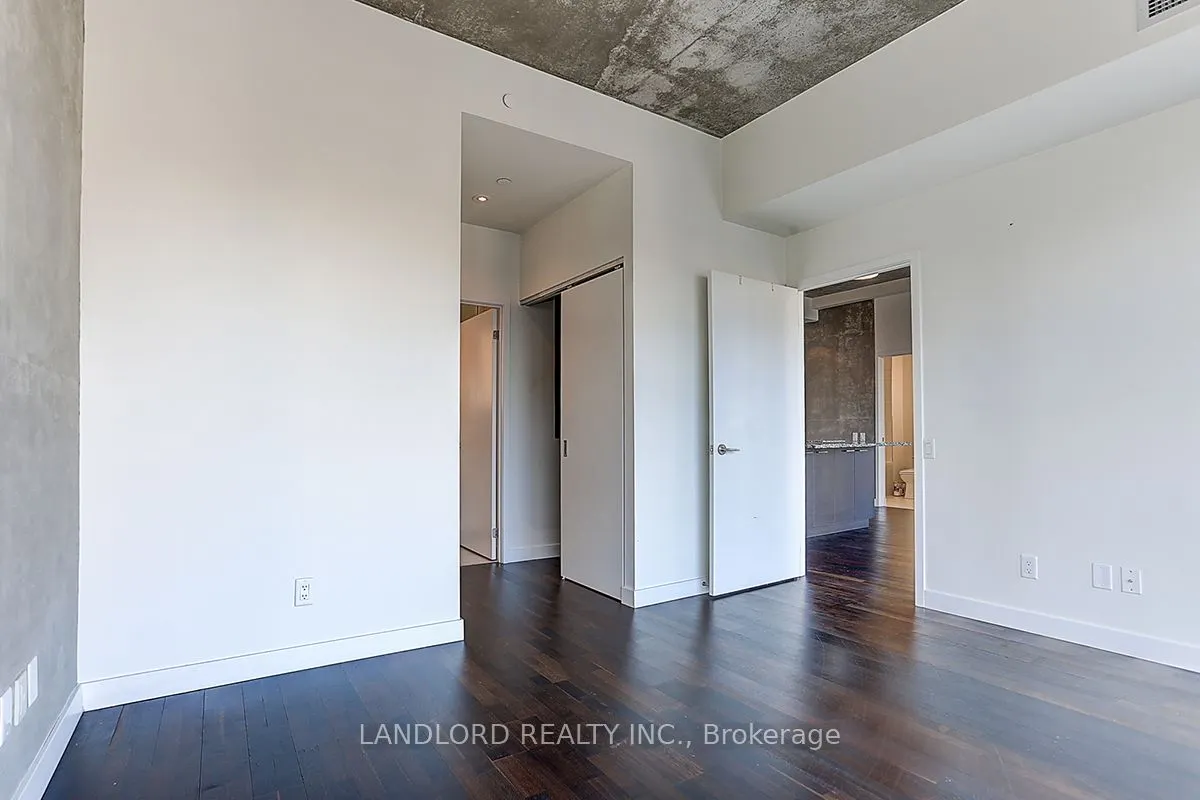25 Oxley Street, #1302