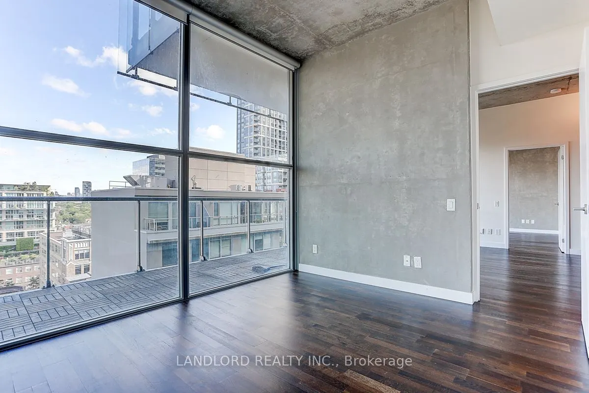 25 Oxley Street, #1302