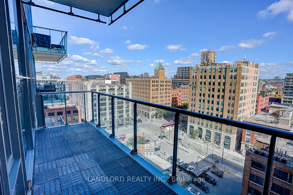 25 Oxley Street, #1302