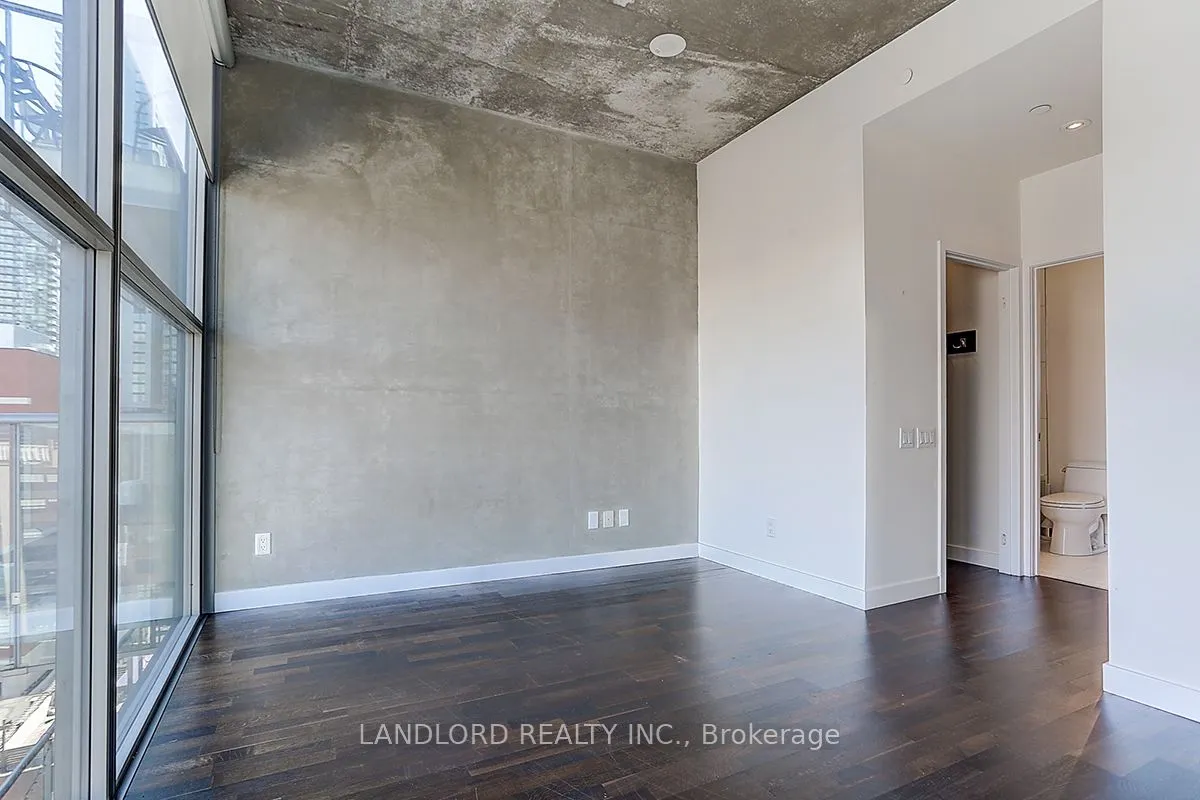 25 Oxley Street, #1302