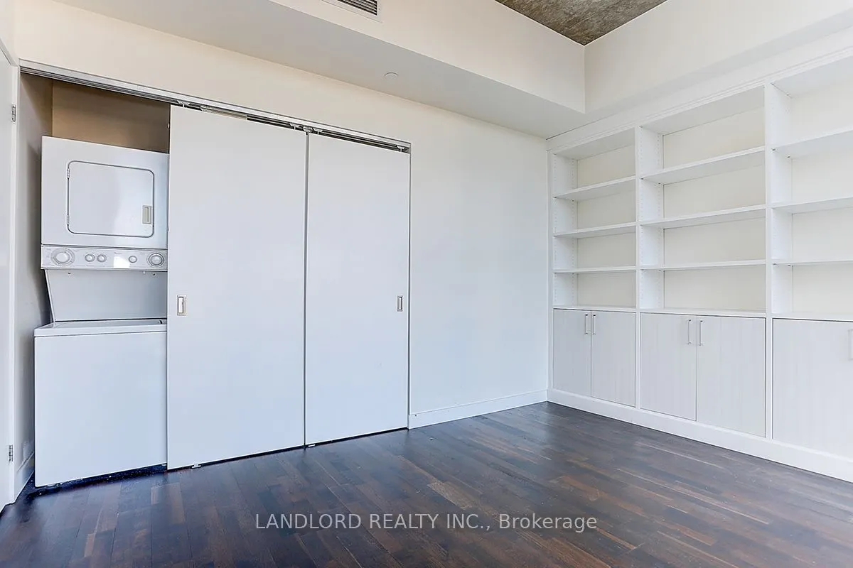25 Oxley Street, #1302