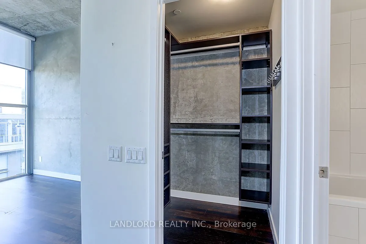 25 Oxley Street, #1302