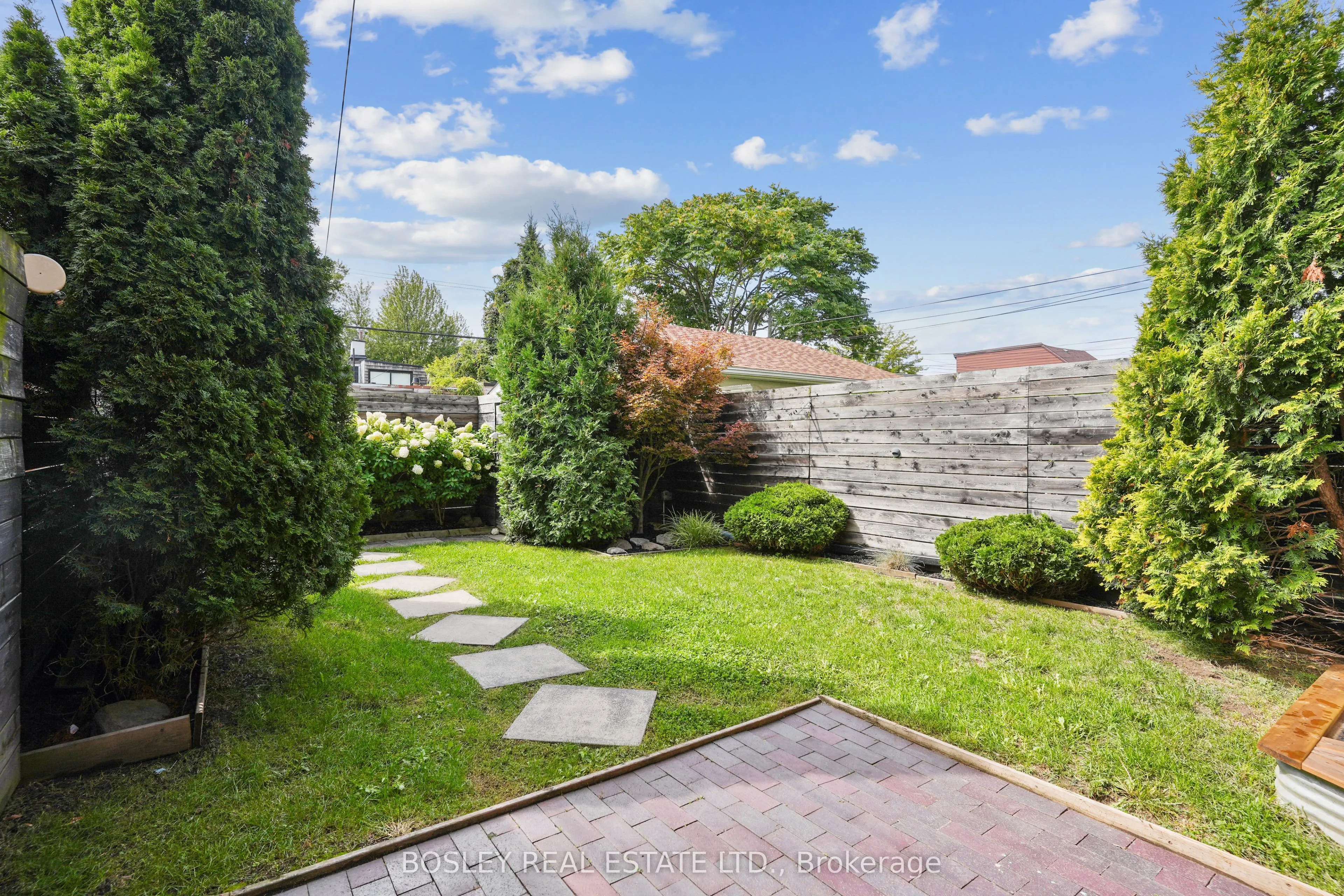520 Manning Avenue