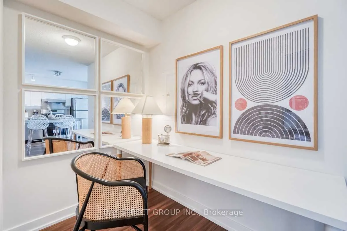 29 Singer Court, #512