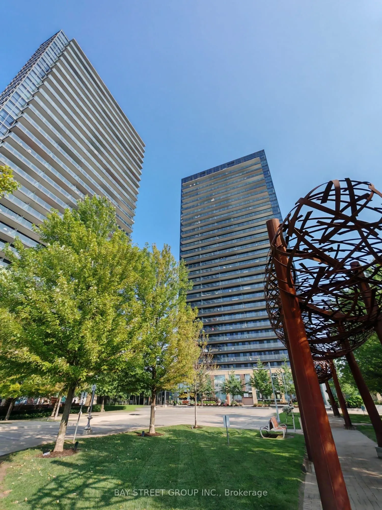 29 Singer Court, #512