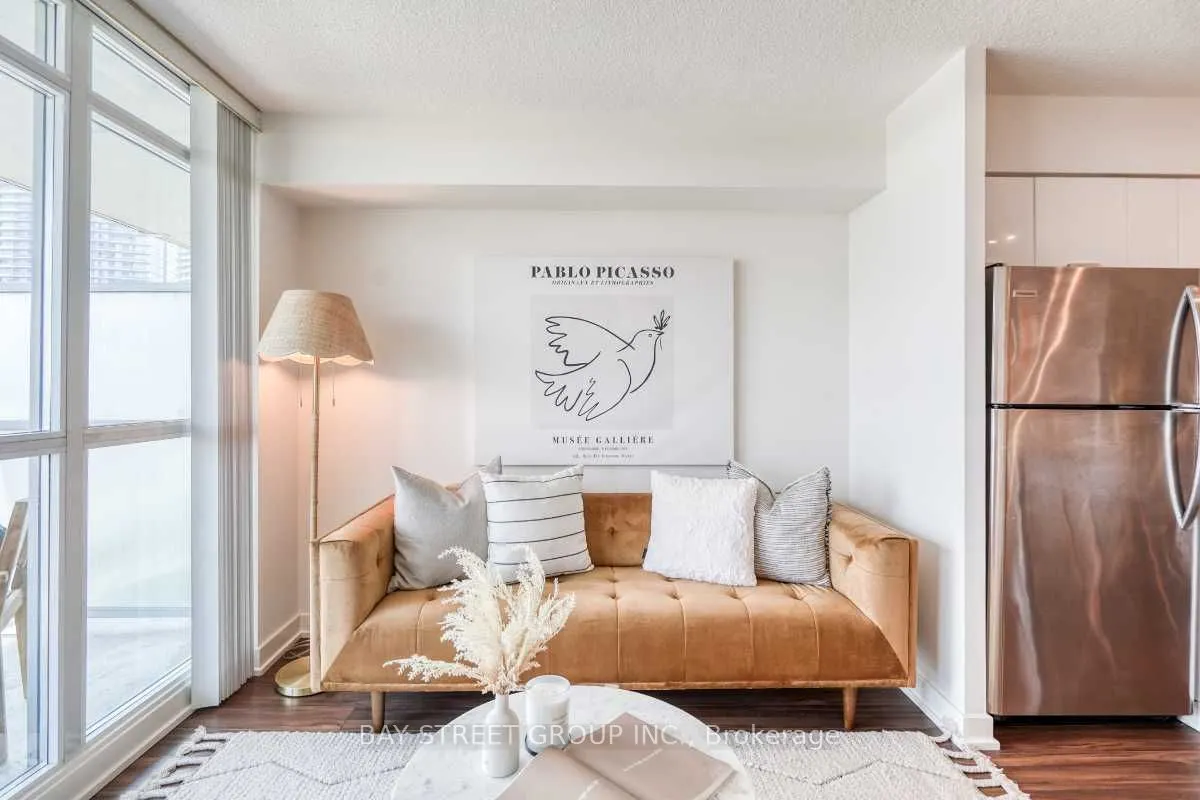 29 Singer Court, #512