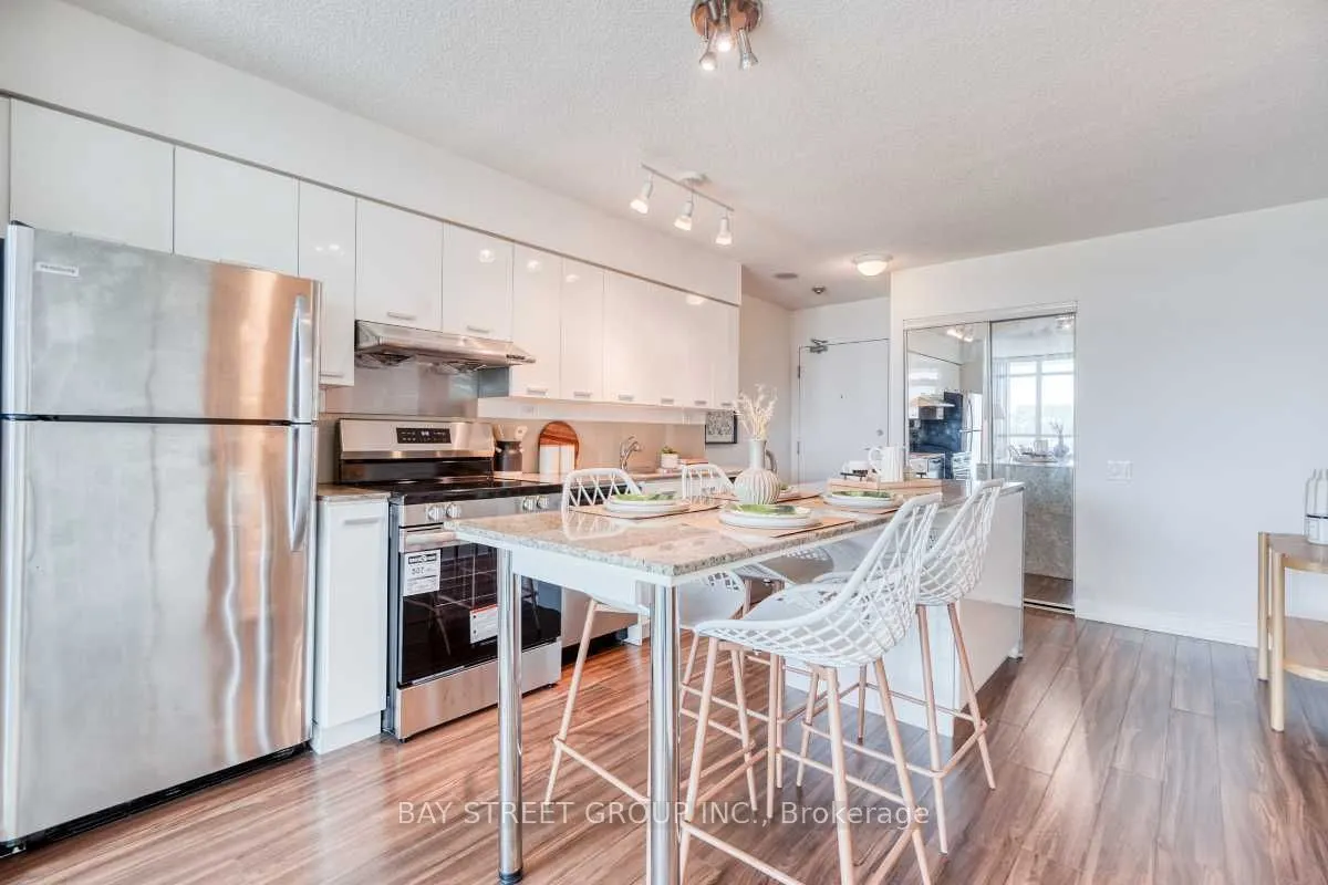 29 Singer Court, #512
