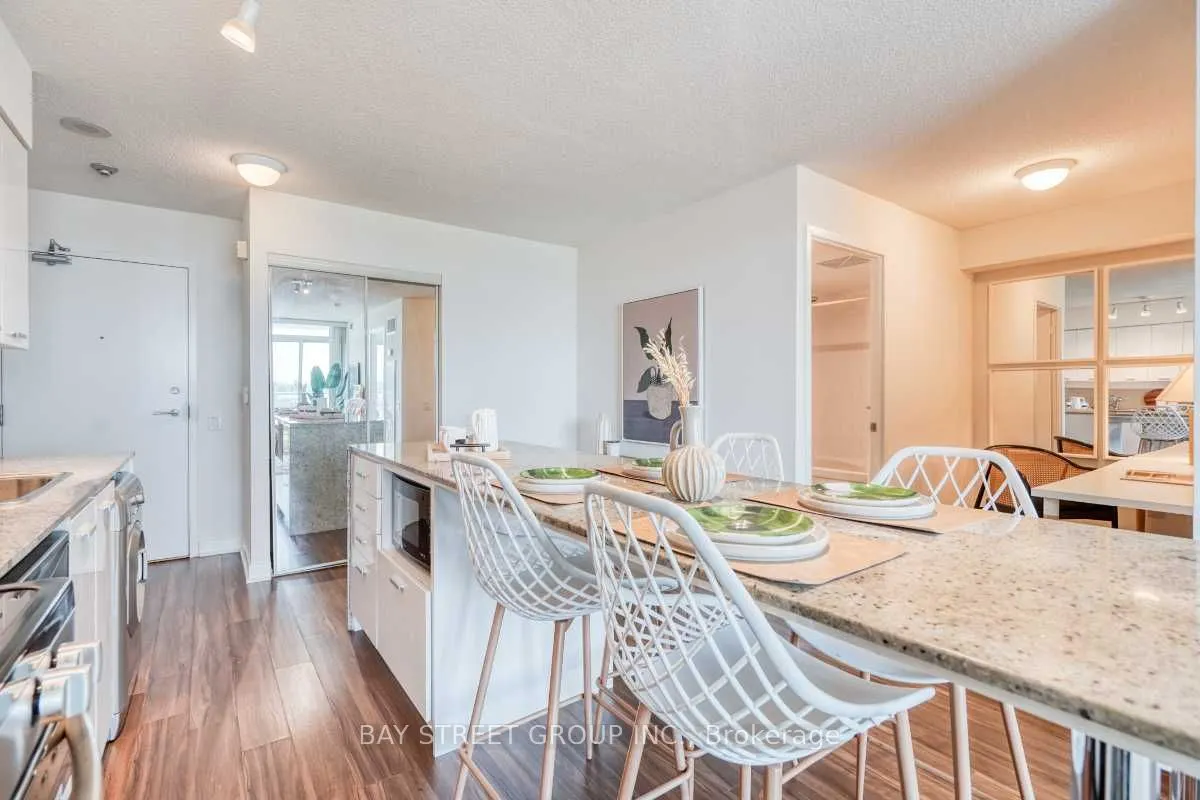 29 Singer Court, #512