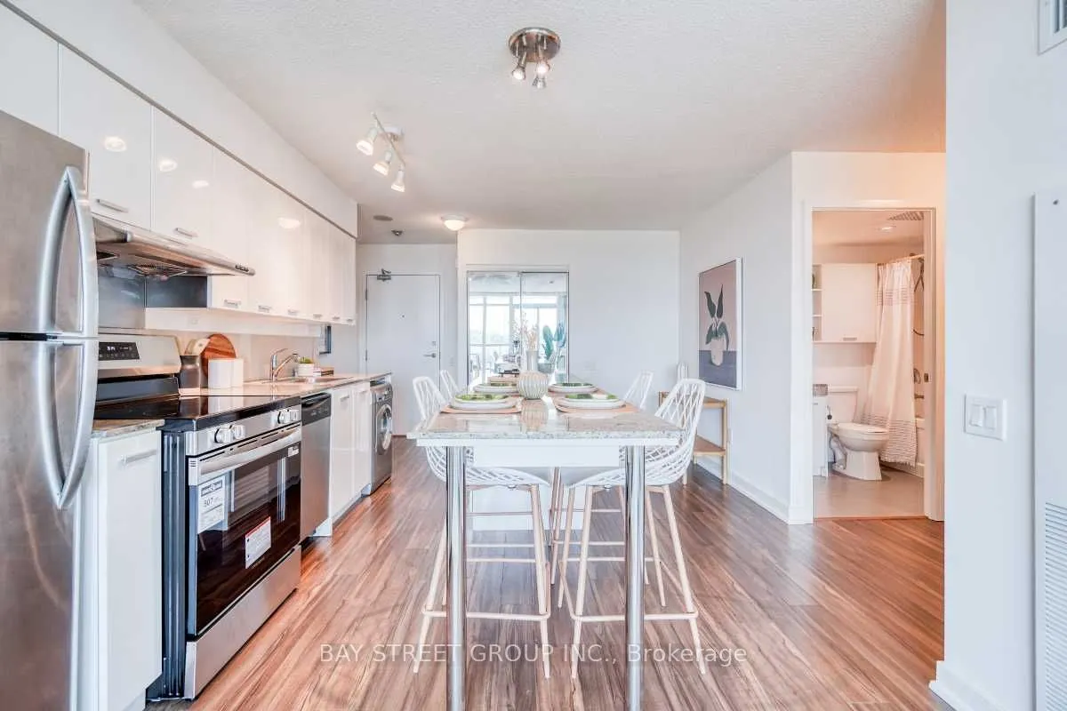 29 Singer Court, #512