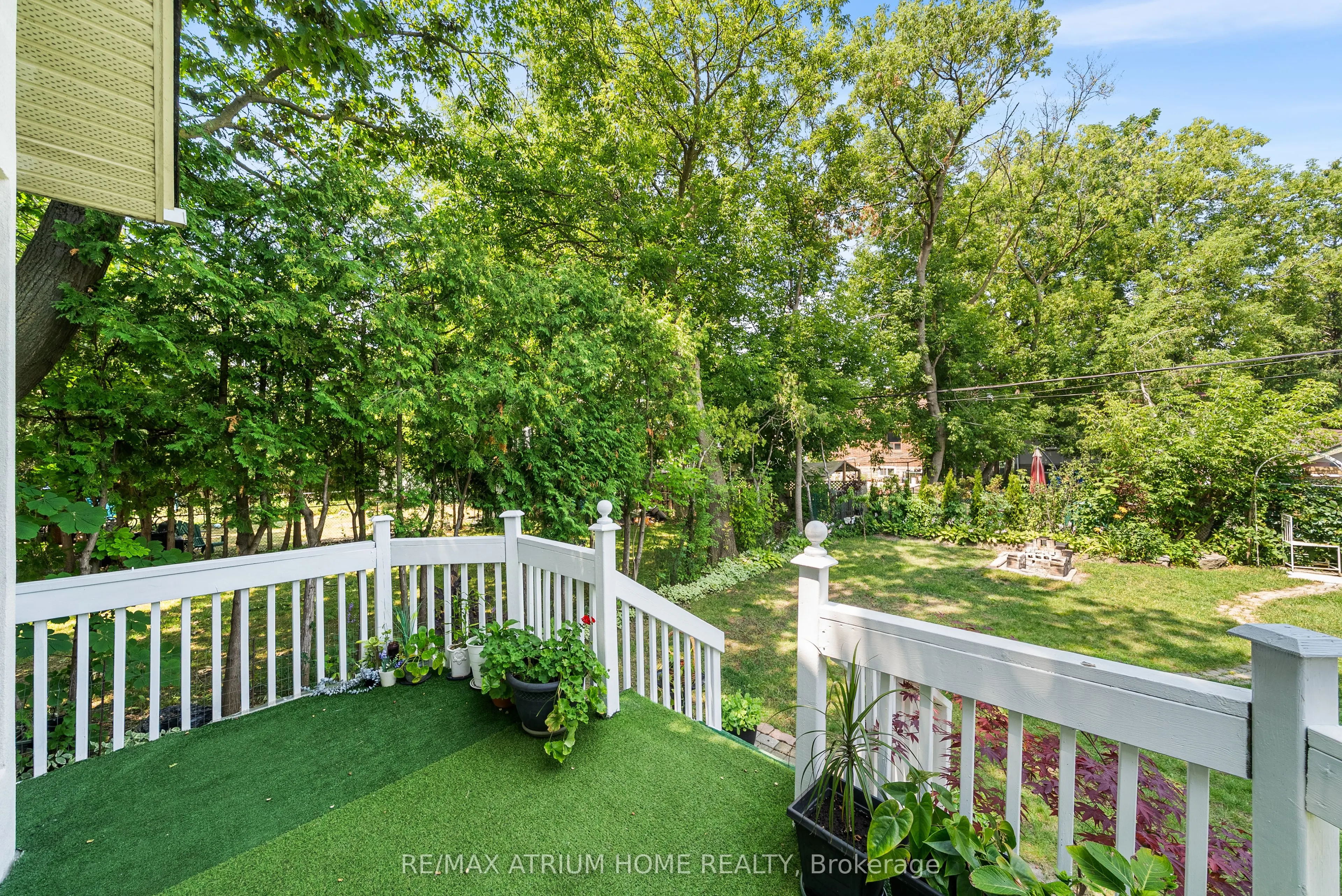 24 Abitibi Avenue