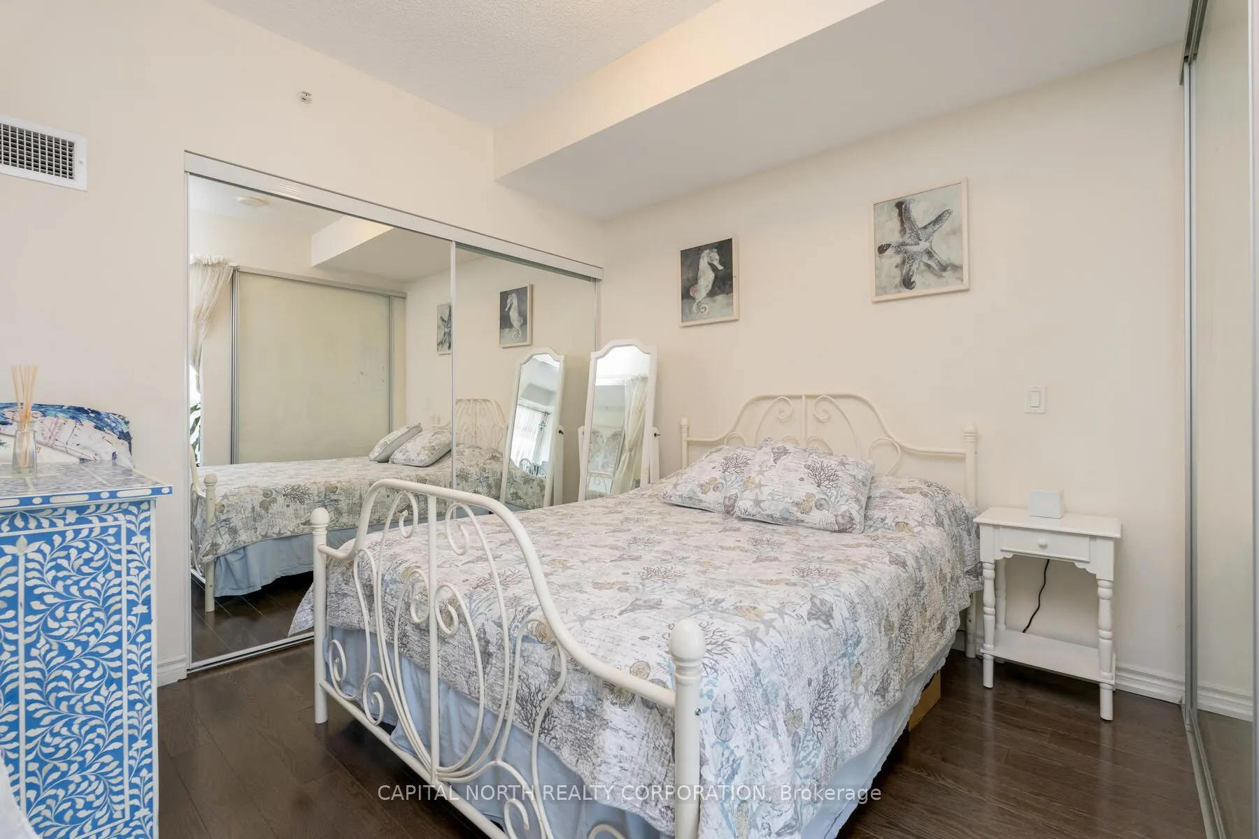 23 Glebe Road W, #416