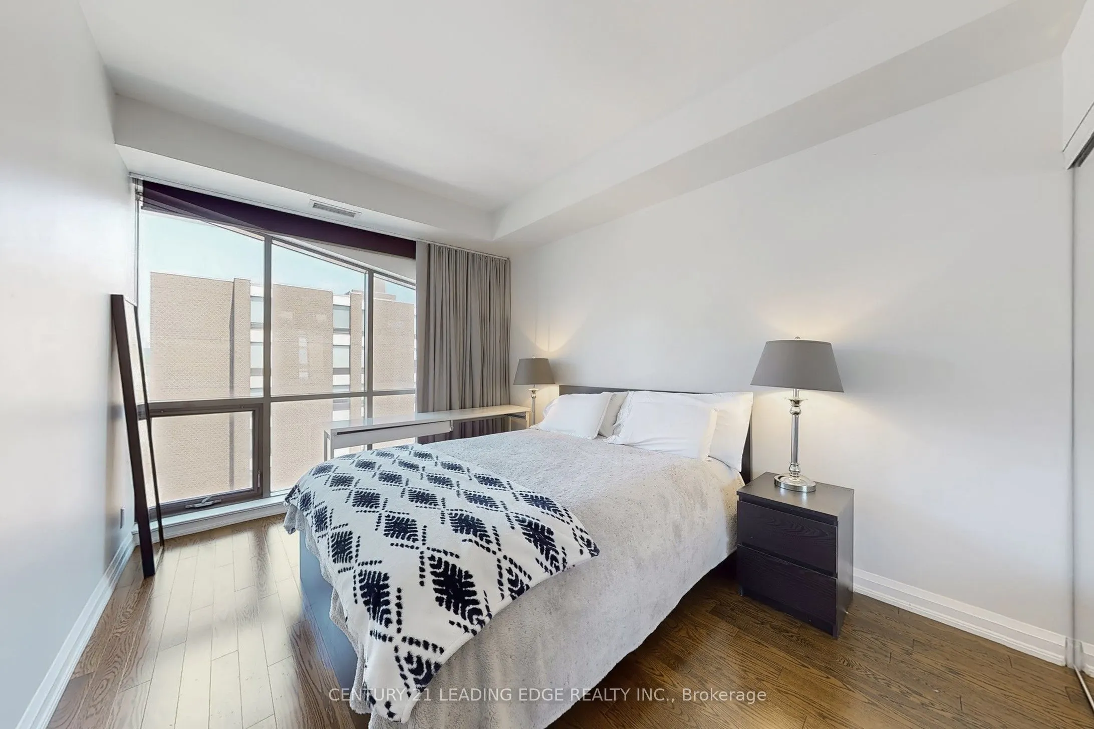 3 Mcalpine Street, #502
