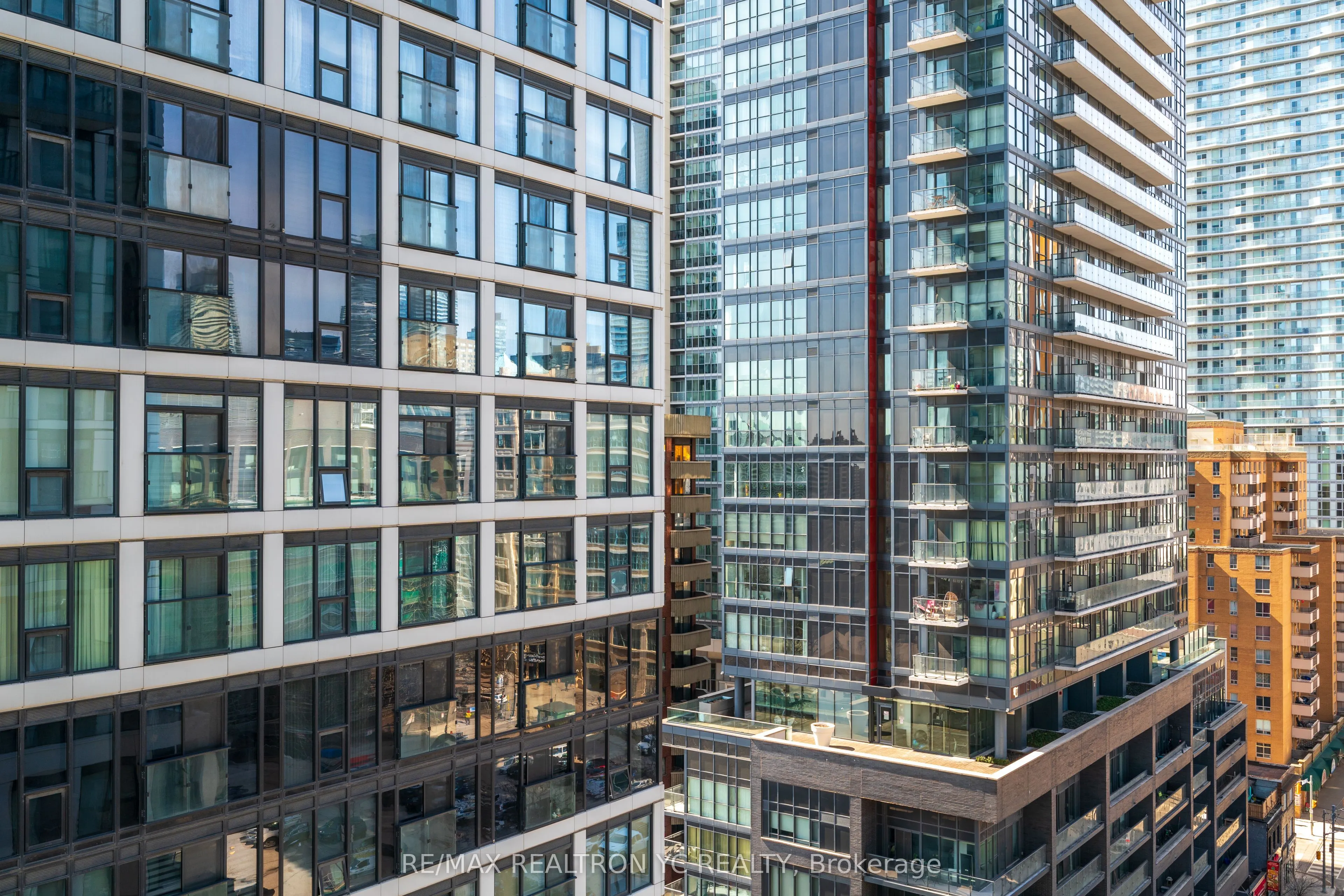 251 Jarvis Street, #1221