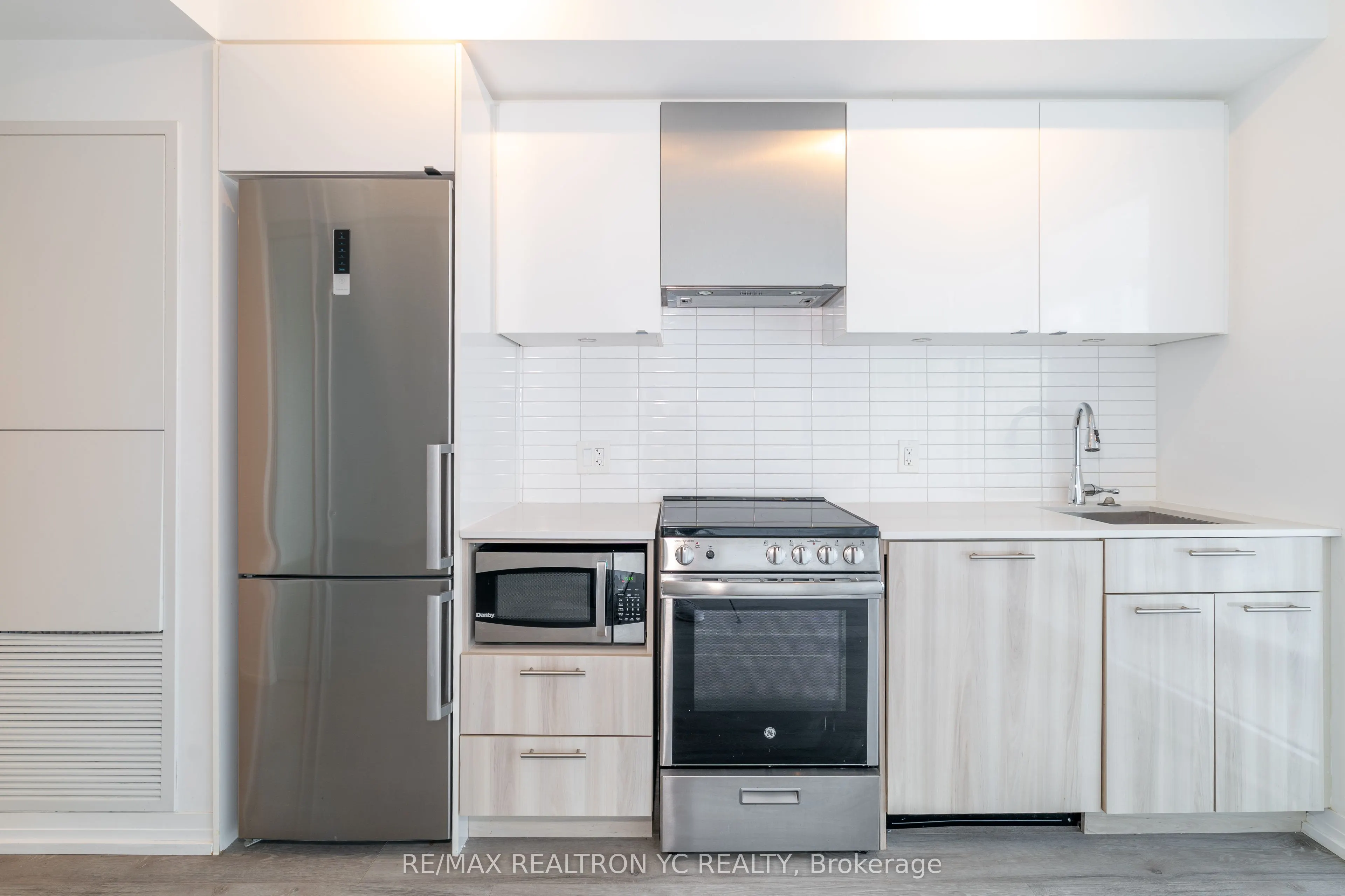 251 Jarvis Street, #1221