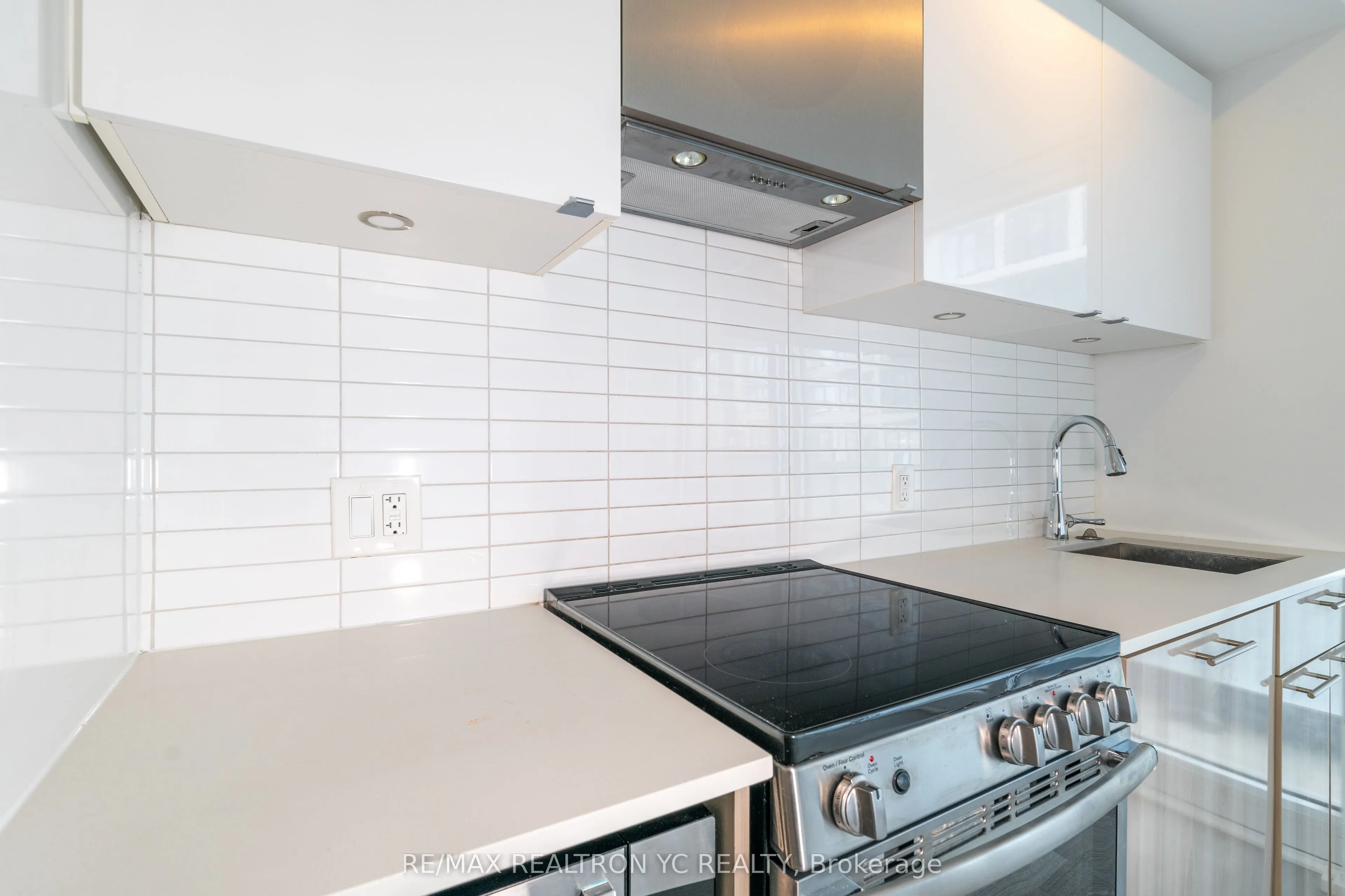 251 Jarvis Street, #1221